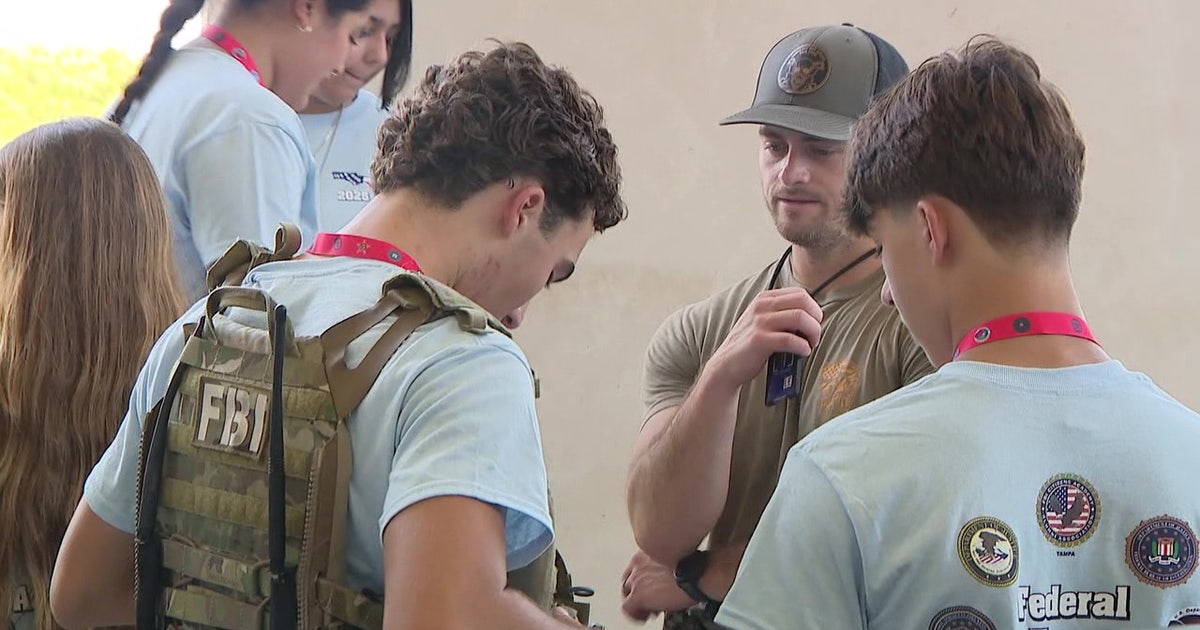 FBI Tampa Teen Academy: Students get behind-the-scenes look at SWAT and forensics
