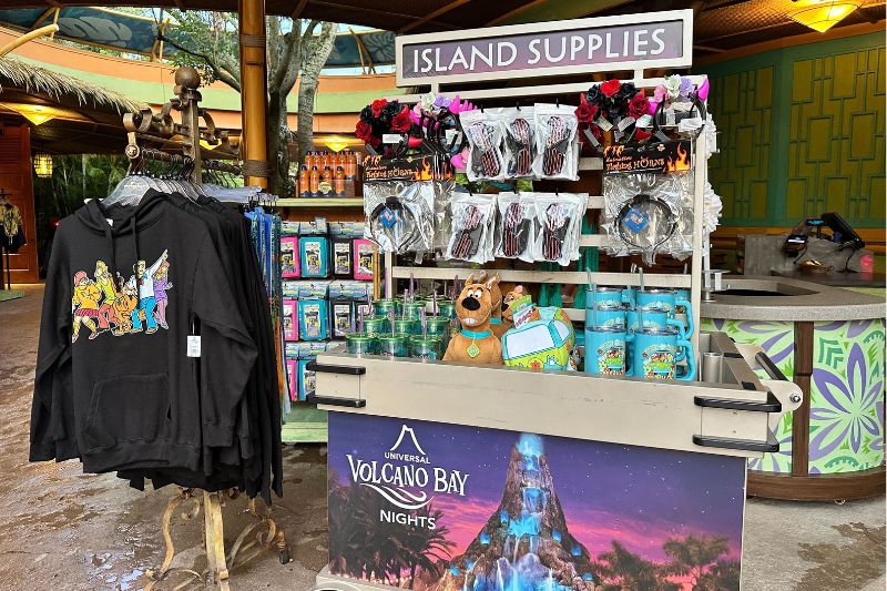 scooby doo merchandise at volcano bay nights