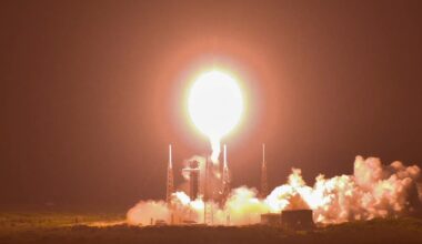 SpaceX sends another batch of Starlink satellites to space