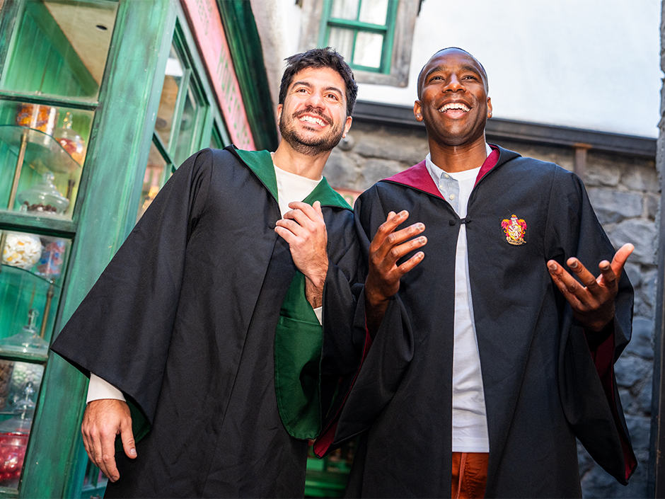 Also running August 1 through September 1, you can enjoy Back to Hogwarts at Universal Studios Hollywood as well. There are also park-exclusive, limited-time treats and merchandise to enjoy: