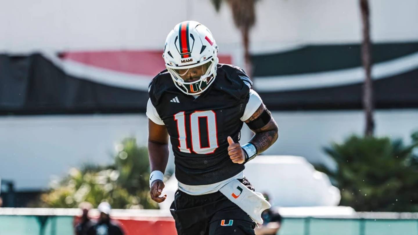 Miami's Star Quarterback Finds New Ways to Improve Thanks to His Defensive Coordinator