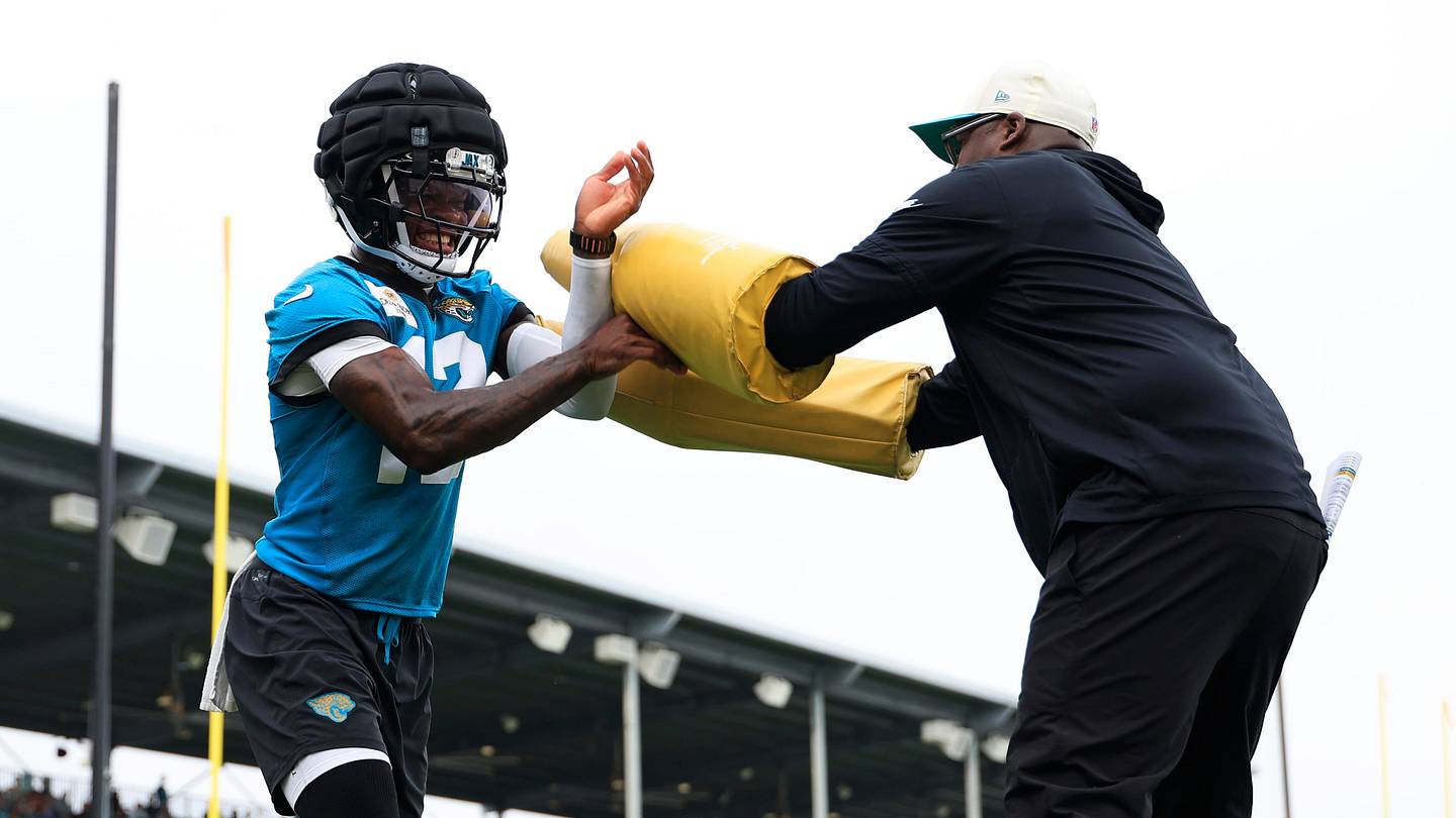 Everything I Saw at Day 4 of Jaguars Training Camp: Travis Hunter's Breakout