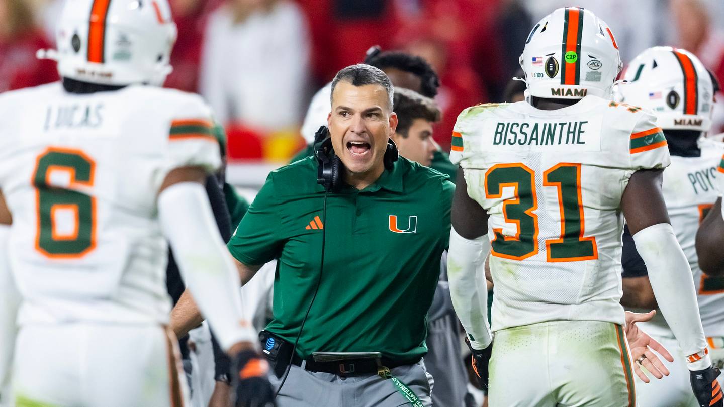 One Miami Freshman Makes Brave Decision About His Early Football Career