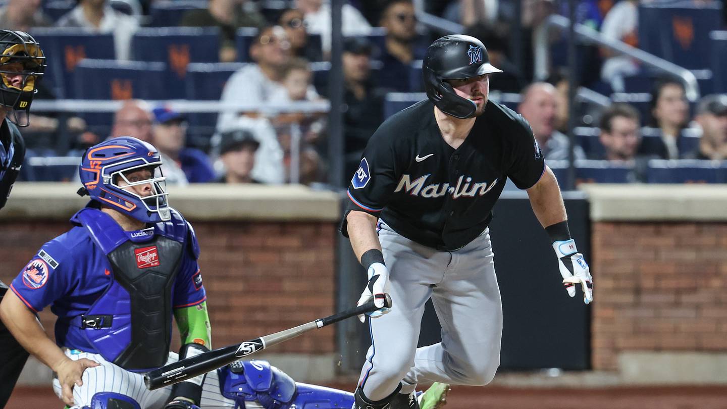 Marlins Trade Liam Hicks to Rays for Three Prospects