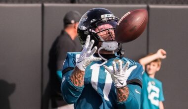 Jacksonville Jaguars Wide Receiver Parker Washington (11) catches a pass during the Jacksonville Jaguars seventh day of NFL Training Camp at the Miller Electric Center in Jacksonville, Fla., Thursday August 6, 2026.    [Doug Engle/Florida Times-Union]