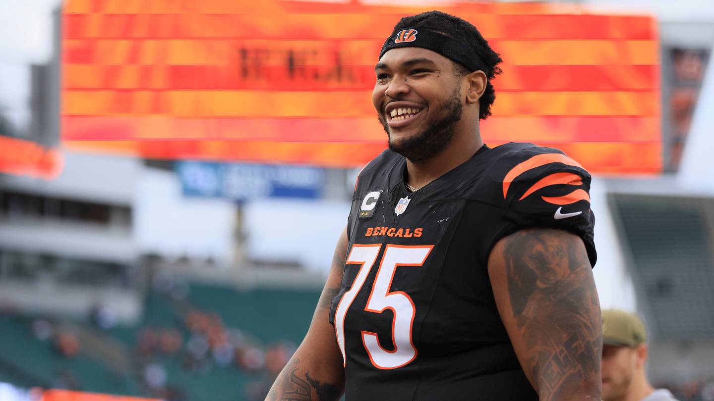 'I Dominated Today' - Orlando Brown Jr. Bounces Back in Bears Practice Following Preseason Struggles
