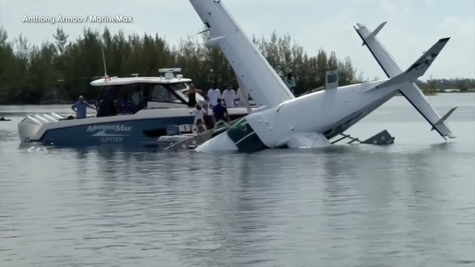 10 people rescued after plane crashes into dock in the Bahamas - WSVN 7News | Miami News, Weather, Sports