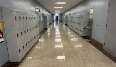 Hillsborough School Board reconsiders dress code policy