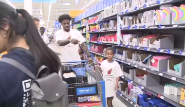 Heat players, dancers join students for back-to-school shopping spree in West Miami-Dade - WSVN 7News | Miami News, Weather, Sports