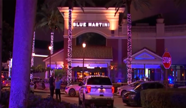 Man arrested after stabbing another man in Blue Martini in Fort Lauderdale, cops say – NBC 6 South Florida