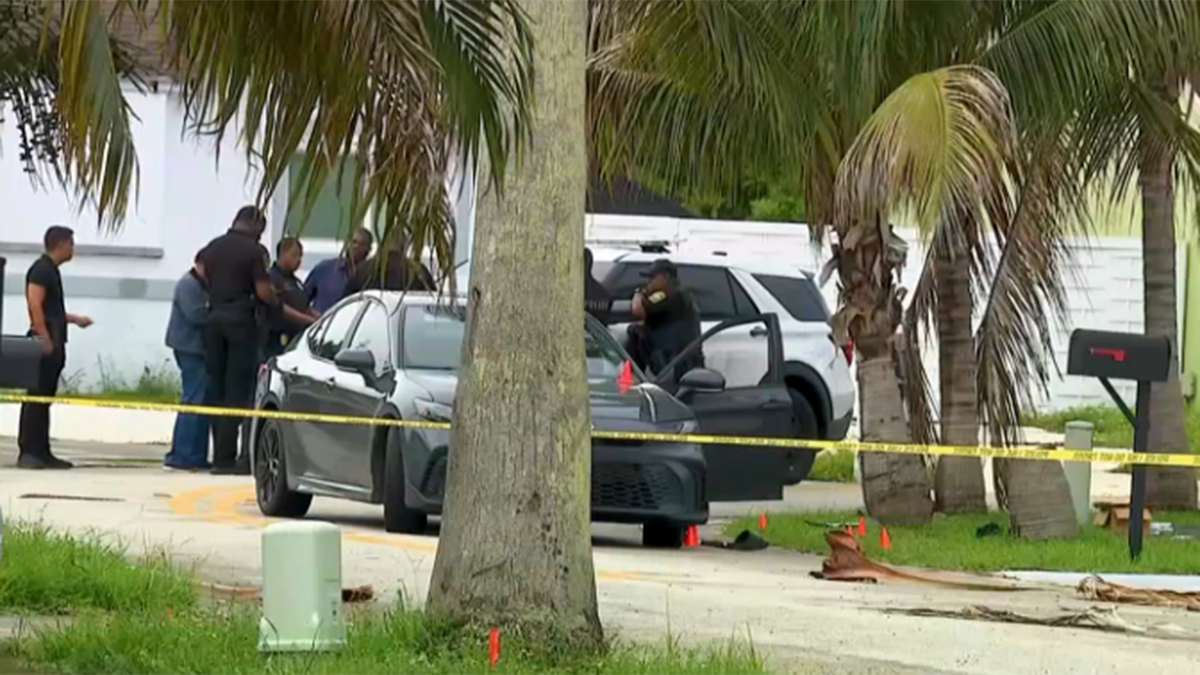Man arrested after food deliverer fatally shoots robbery suspect in Miami Gardens, cops say – NBC 6 South Florida