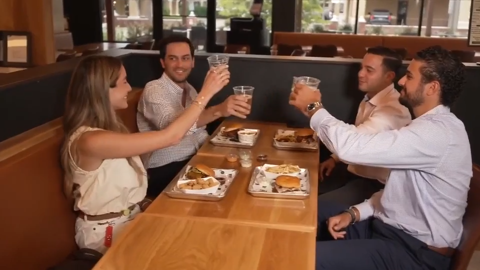 Estrella Insurance team flips the script with new Star Burger opening in Miami - WSVN 7News | Miami News, Weather, Sports