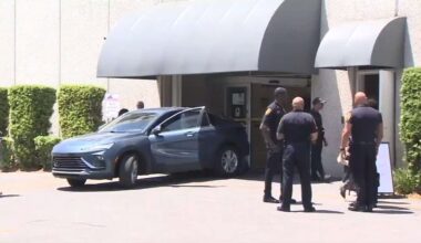 Driver hospitalized after slamming into back entrance of North Miami City Hall - WSVN 7News | Miami News, Weather, Sports