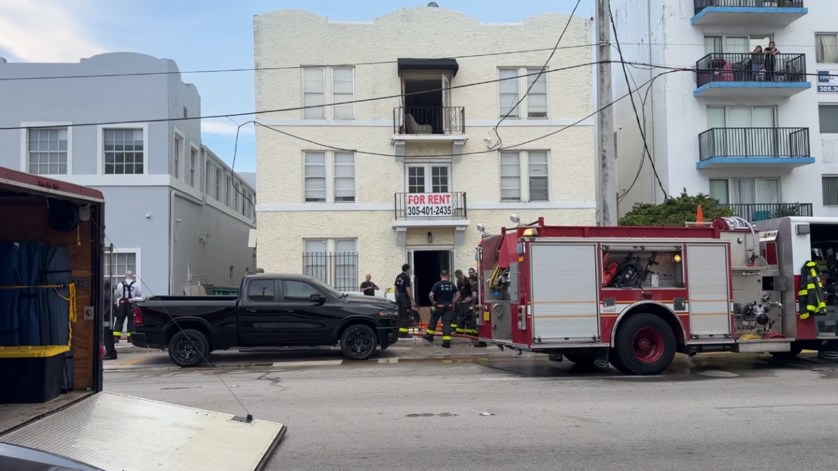 Families displaced after fire at Miami apartment building – NBC 6 South Florida