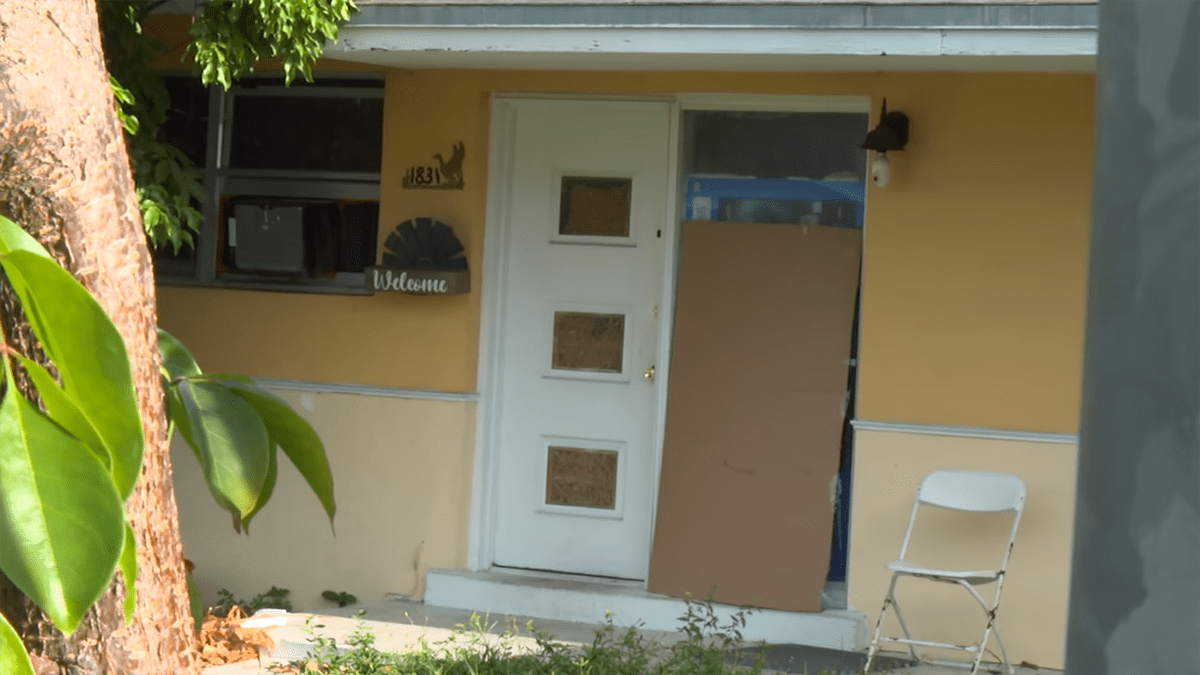 Neighbors say man shot by his own father in Miami Gardens neighborhood – NBC 6 South Florida
