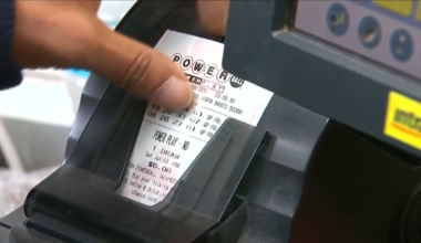 Powerball jackpot balloons to $856 million ahead of Saturday drawing - WSVN 7News | Miami News, Weather, Sports
