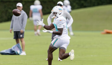 A.J. Henning and two other Dolphins receivers had big day
