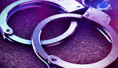 A Florida woman was shot and killed by a Jacksonville Sheriff's Office officer following a domestic dispute with her boyfriend Tuesday night. According to JSO, officers responded at about 10:45 p.m. to the 1100 block of Westdale Drive after receiving a report of a battery with injuries involving a boyfriend and girlfriend. JSO said when the first officer arrived, the boyfriend told her he had been arguing with his girlfriend, who was inside the home and armed with a knife.  (Getty Images)