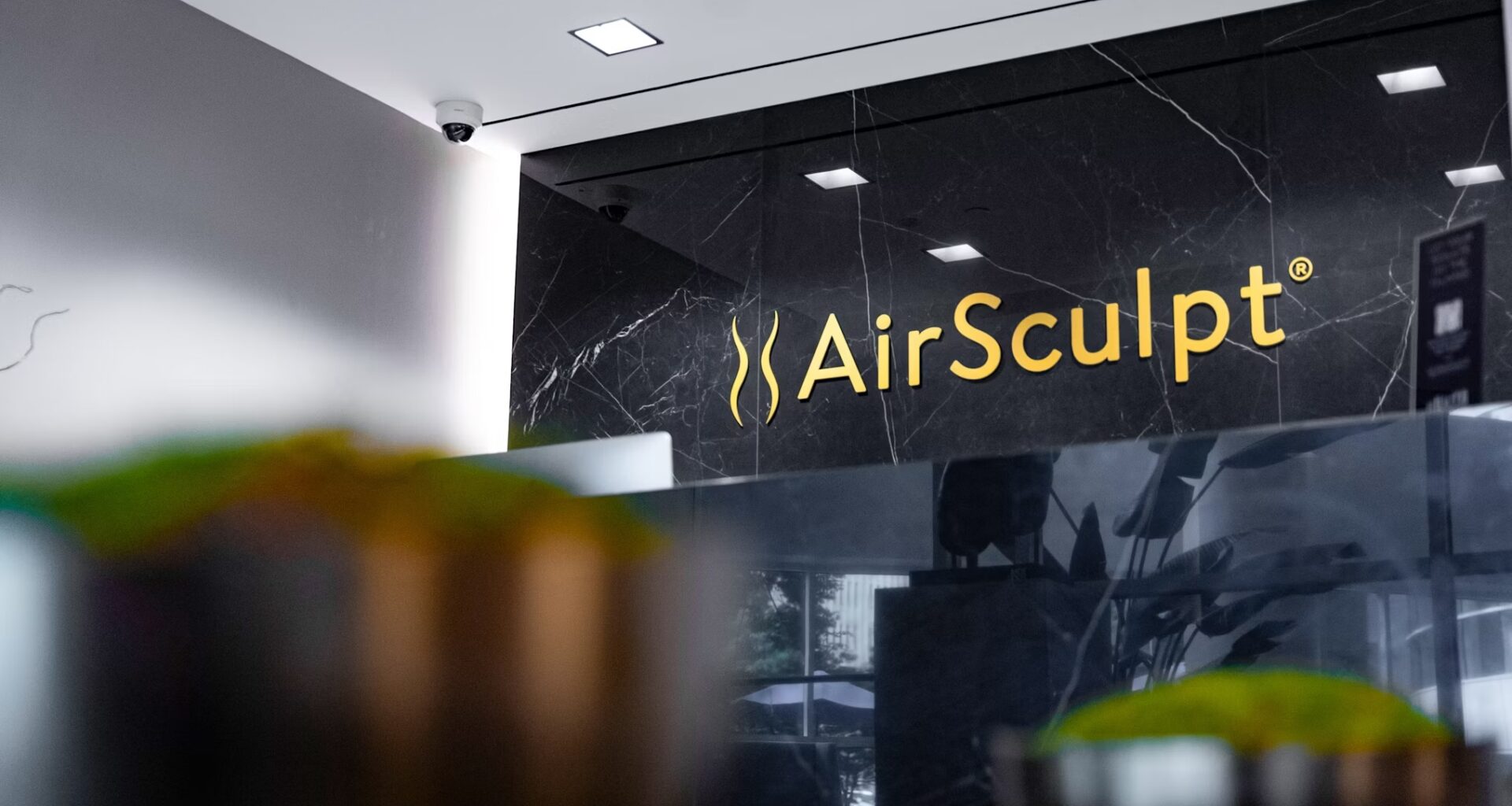 AirSculpt logo displayed inside one of the company’s body-contouring treatment centers