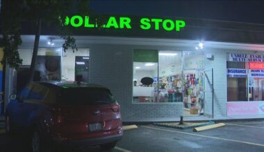Cash register stolen during break-in at Fort Lauderdale dollar store