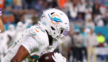 Ex-Dolphins Starter Cut by 49ers During Training Camp