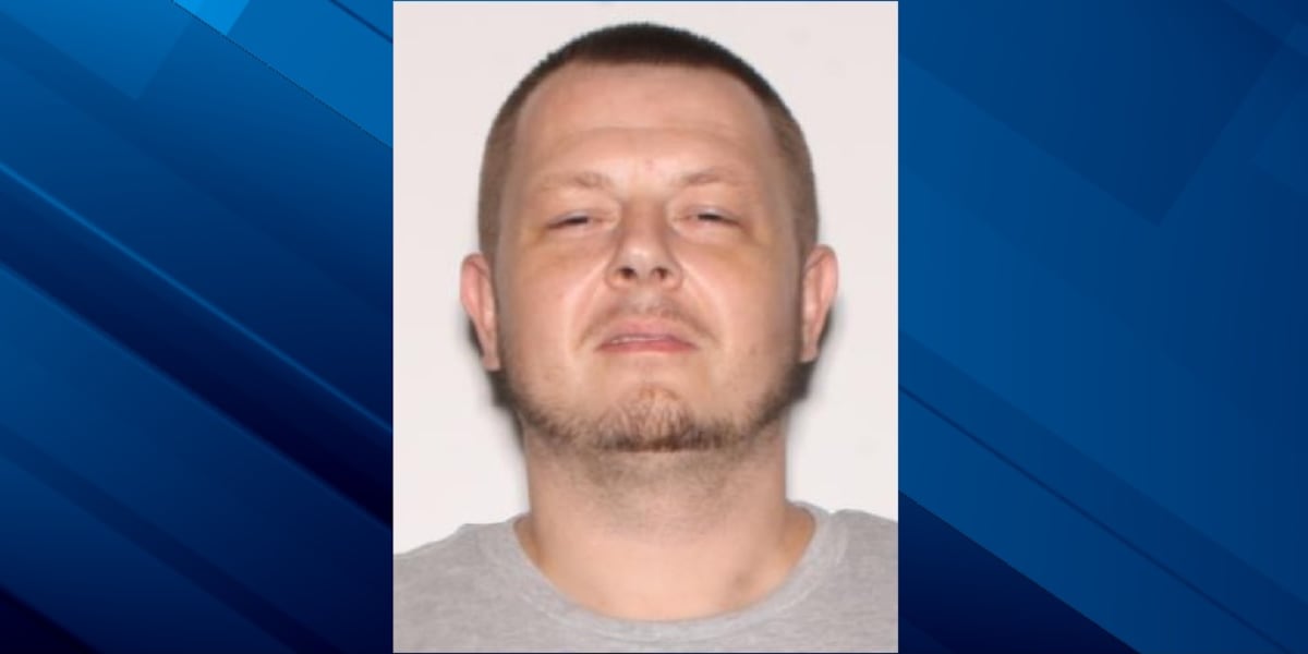Police looking for suspect who escaped Tampa mental health facility