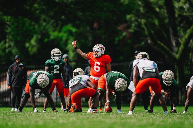 Knowles Ready to Command the Rattlers’ Offense