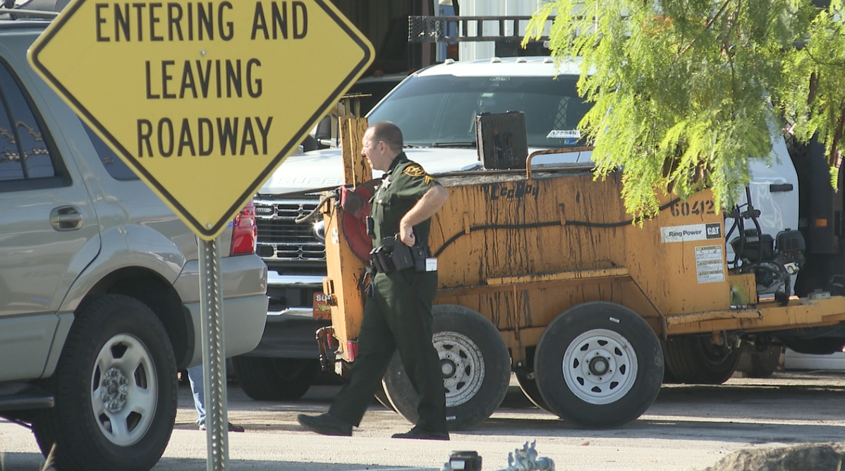1 airlifted to hospital after explosion in Tarpon Springs2.png