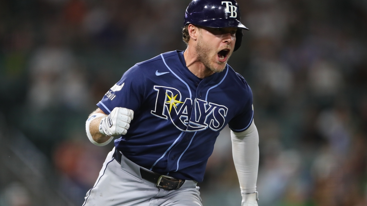 Taylor Walls homers from each side of the plate to make Tampa Bay Rays history
