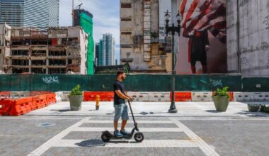 Miami Flagler Street reopens after decade of construction