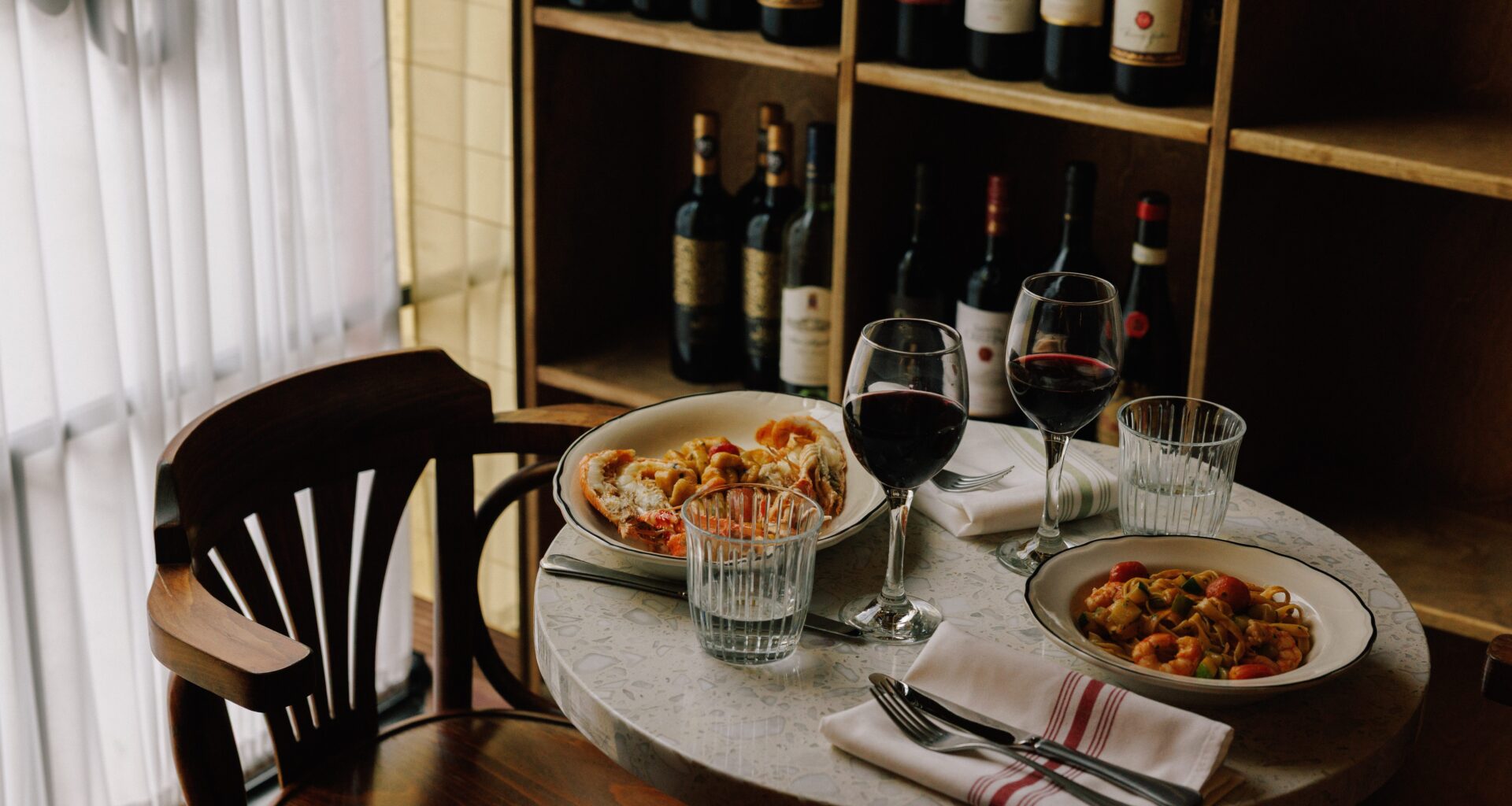 a charming Italian restaurant table spread