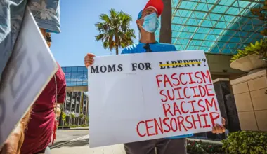 'Get politics out of our classrooms': Groups look to remove Moms For Liberty school board candidates in Tampa Bay