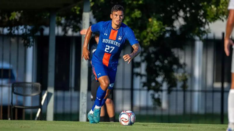 MSOC: Huskies suffer 2-0 defeat to Jacksonville in season opener