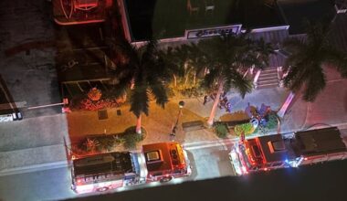 Fire breaks out in kitchen at Shooters Waterfront in Fort Lauderdale; no injuries reported