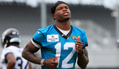 Jacksonville-Jaguars-wide-receiver-cornerback-Travis-Hunter