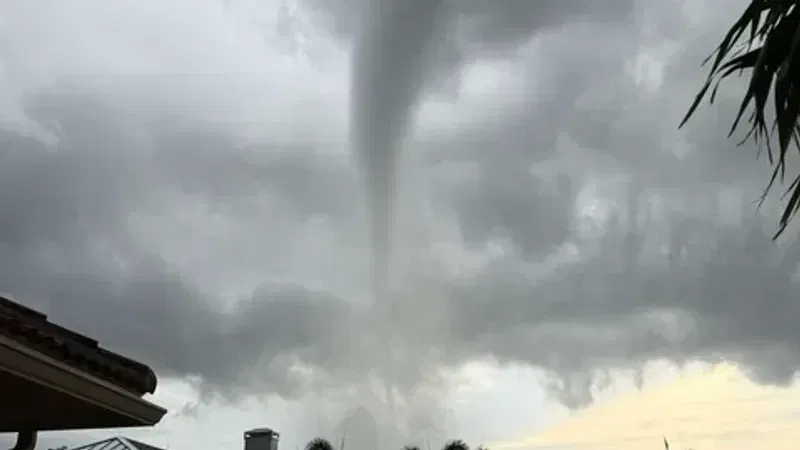 The National Weather Service has issued a tornado warning for southeastern St. Lucie County and northeastern Martin County through 7 p.m. (Patrick Smith)