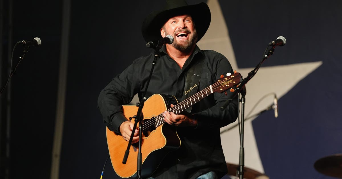 Garth Brooks bringing 'Blame It All on My Roots' tour to Orlando: Dates, ticket info
