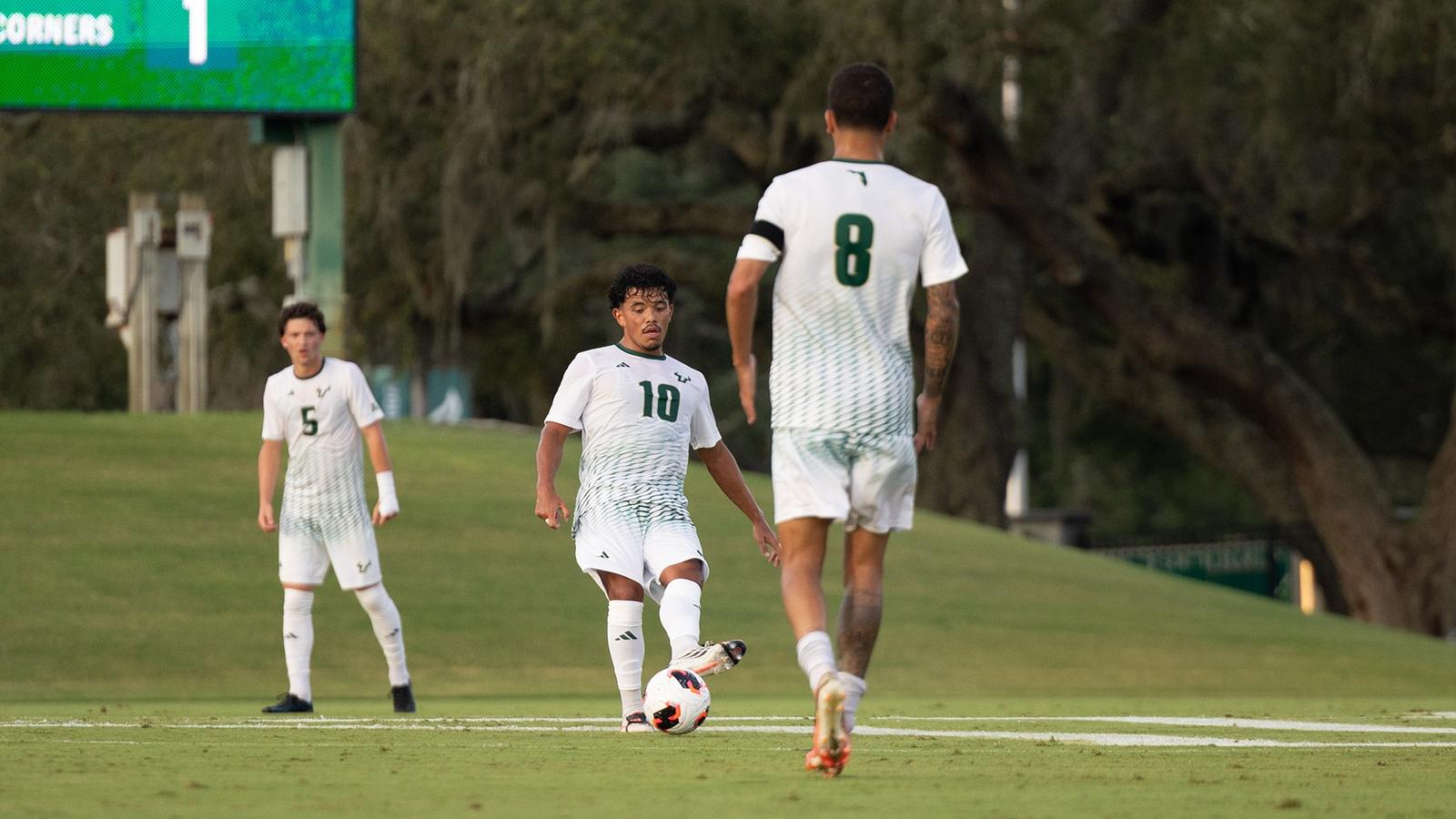 South Florida Men’s Soccer Faces UCF in the War on I-4