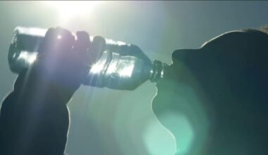 Heat exhaustion vs. heat stroke: What parents need to know as fall sports season heats up
