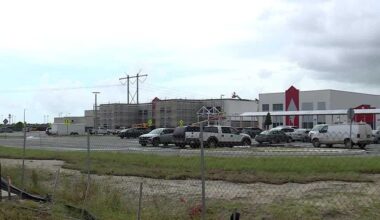Construction worker injured at new Tradition Lakes K-8