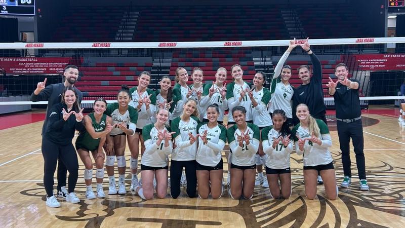 Dolphins Sweep Southern In Season-Opening Win