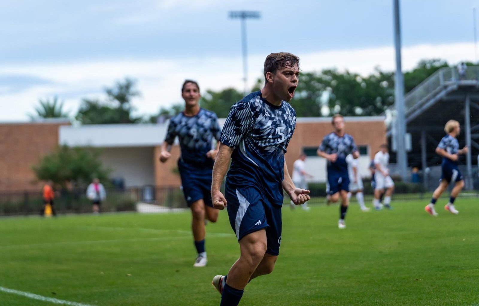 Eagles Soar in Jacksonville, Down Dolphins 2-0