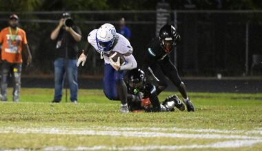 Florida high school football game delivers one of the most stunning Hail Marys of all time