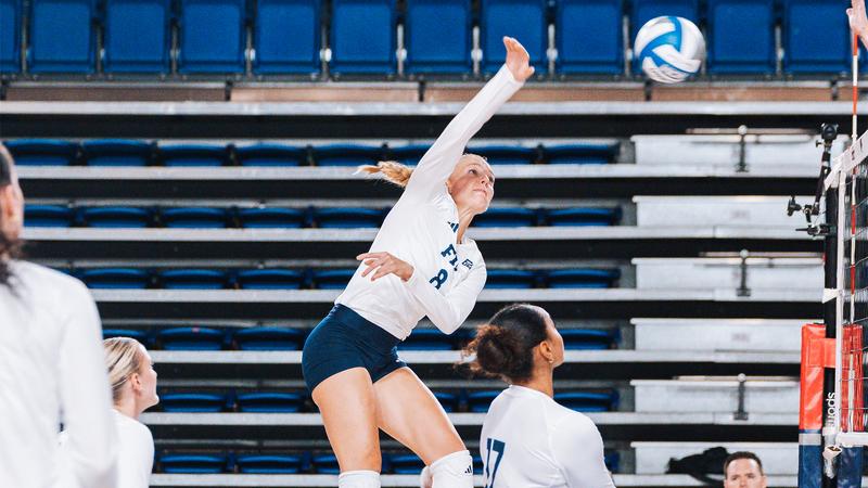 Volleyball Swept at Florida Atlantic in Tournament Finale