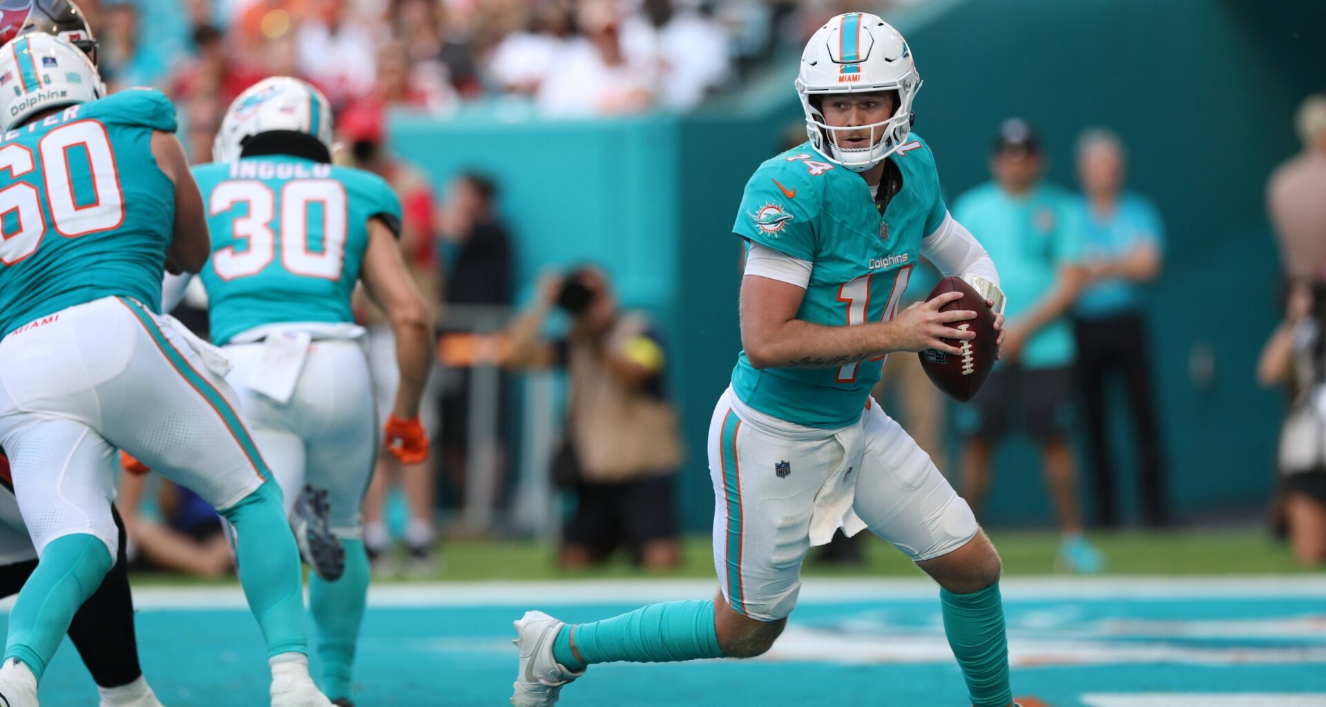 Jon-Eric Sullivan sends a loud message to his Miami Dolphins players with trade of Quinn Ewers to Jacksonville