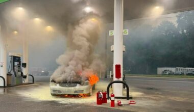 Lightning strike believed to be cause of residential fire in Milton, Florida area