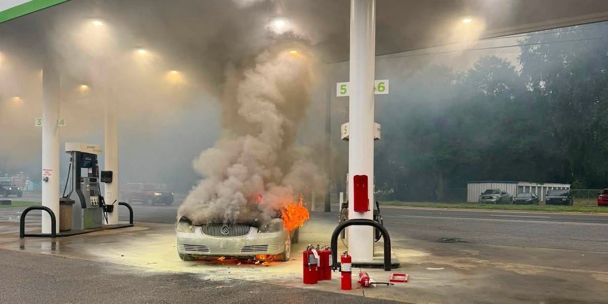 Lightning strike believed to be cause of residential fire in Milton, Florida area