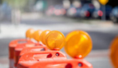 I-95 southbound closed at Ives Dairy Road during rush hour