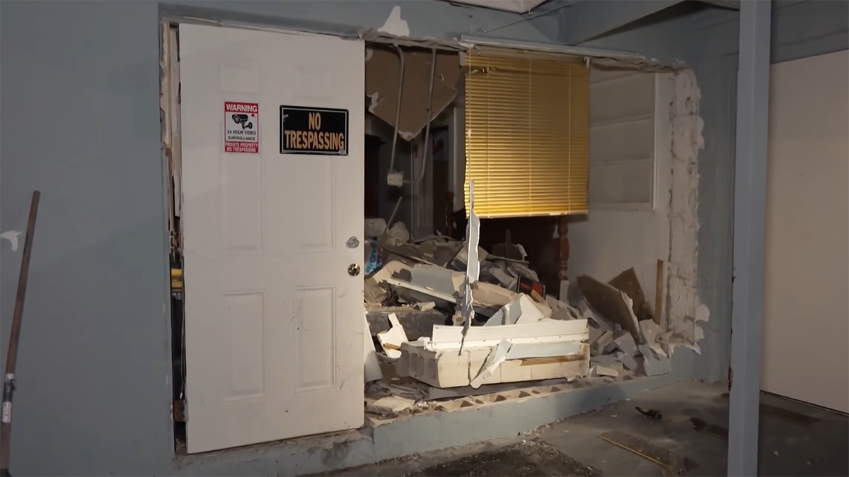 Driver left hurt passenger behind after crashing into Dania Beach home, BSO says – NBC 6 South Florida