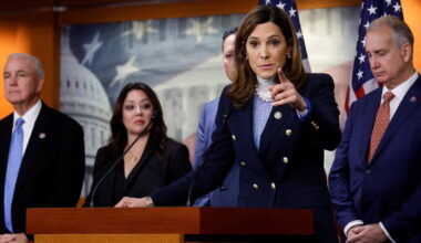 Salazar challenges GOP on immigration in Miami district